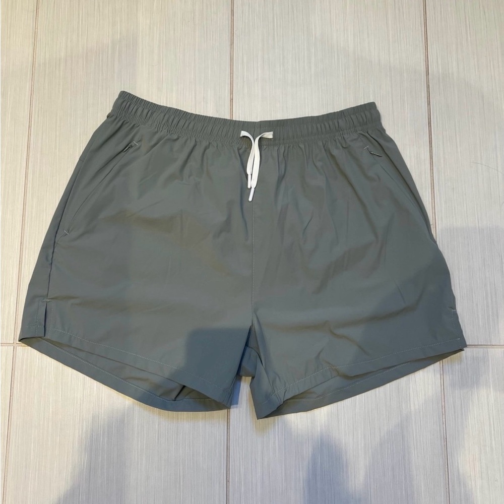 Men's Athletic Shorts in Olive, size XL
